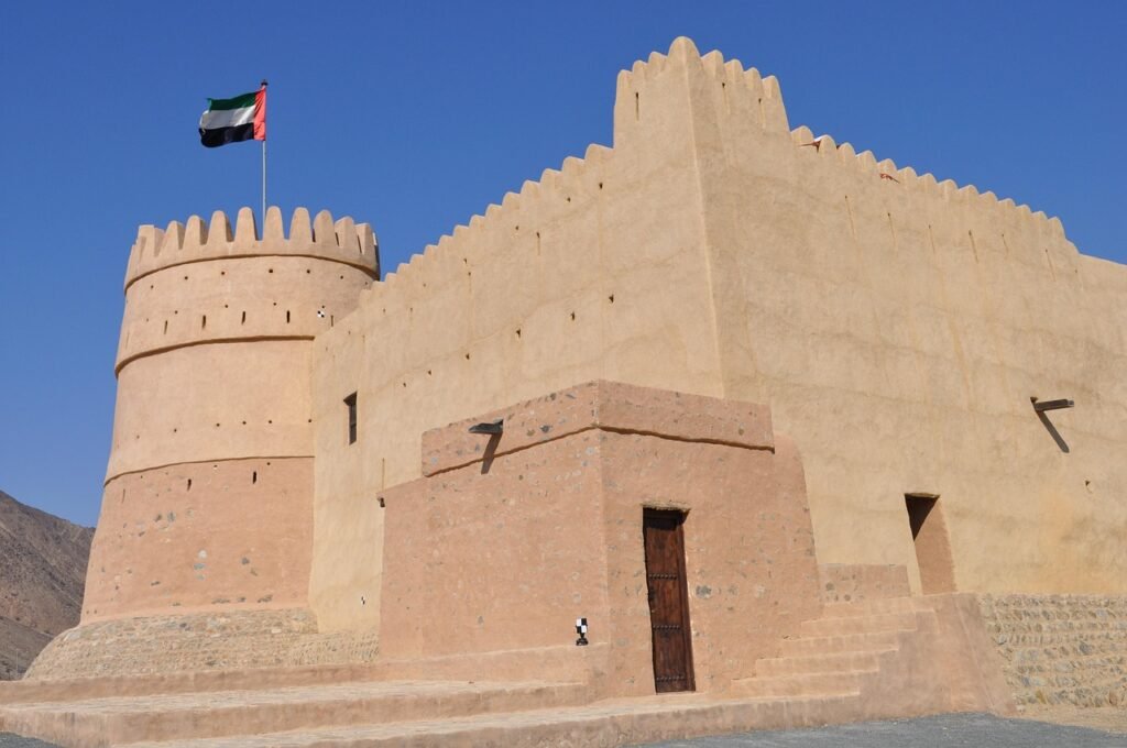 fort, uae, castle, attraction, fortification, emirate, fujairah, history, historical, fortress, museum, fujairah, fujairah, fujairah, fujairah, fujairah